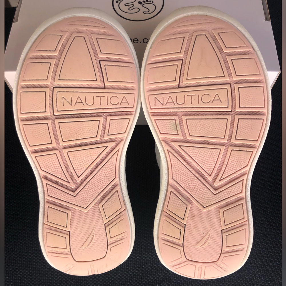 Nautica White Kids Sneakers with Pastel Pink, Purple & Aqua Accents. Size 8 - Picture 5 of 8